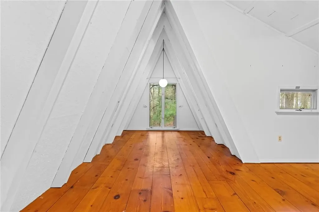 535 Log Road Smithfield RI 02917