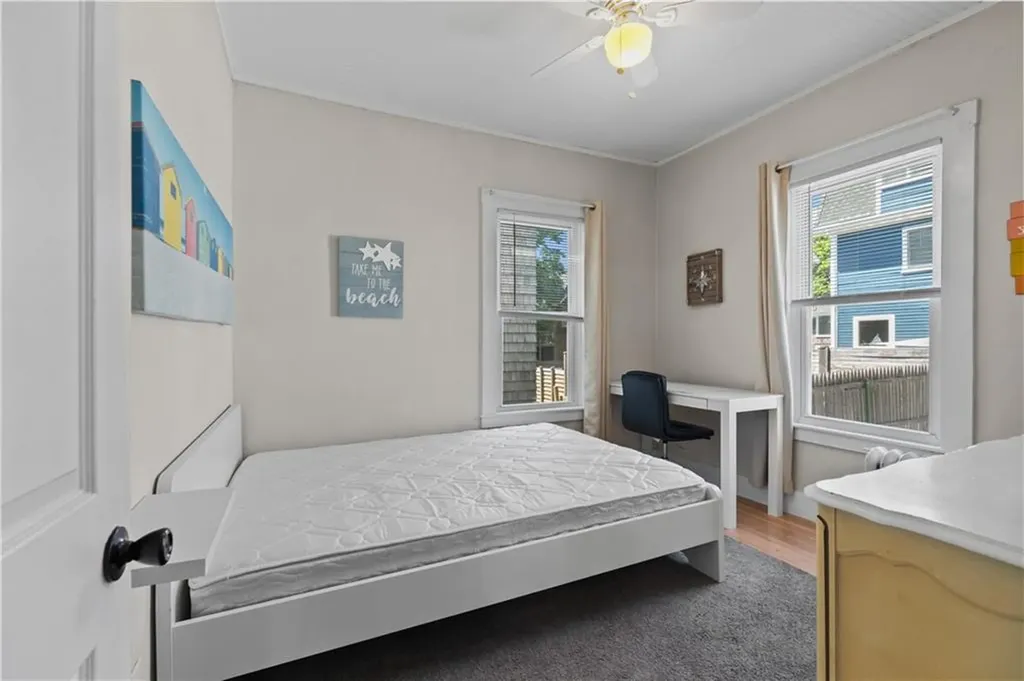 16 Dean Avenue Newport RI 02840