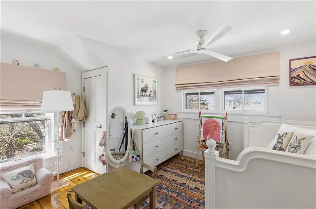 75 Mary Street Newport RI 02840