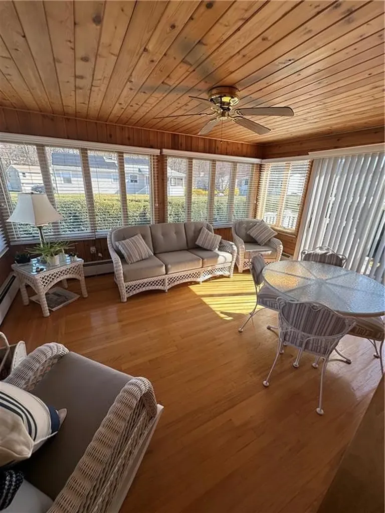 43 Bicentennial Way North Providence RI 02911