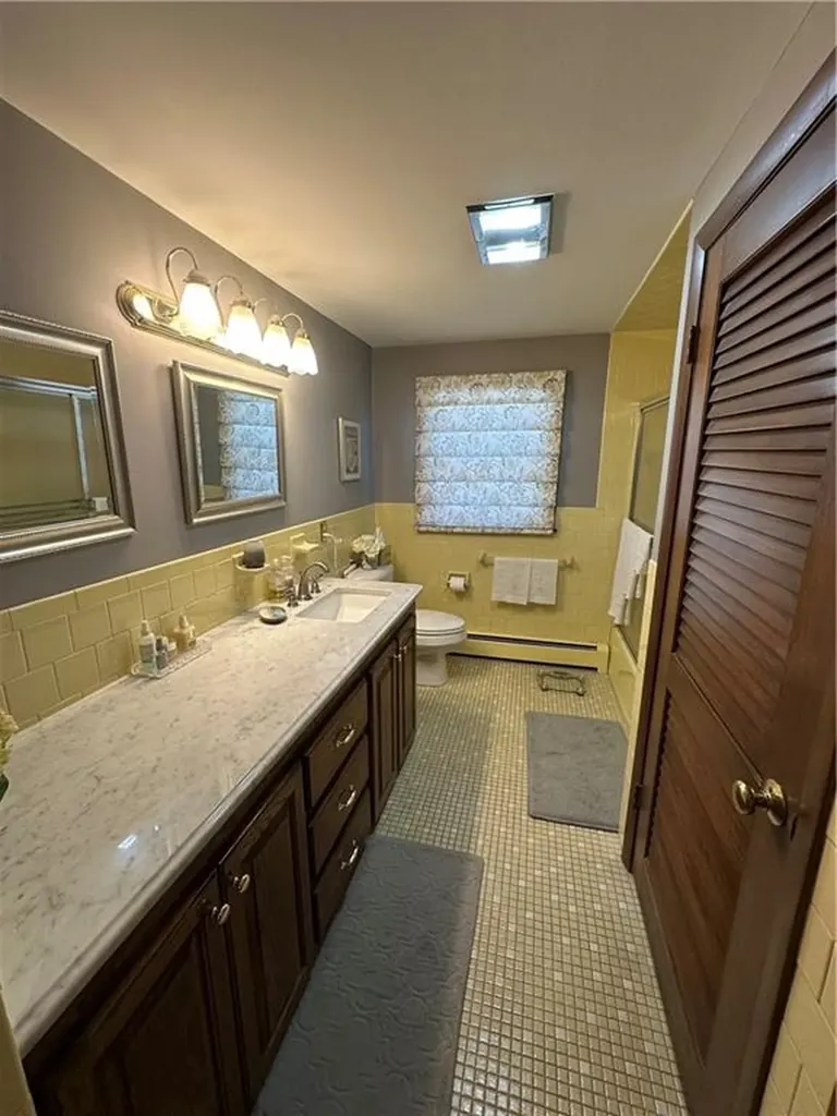 43 Bicentennial Way North Providence RI 02911