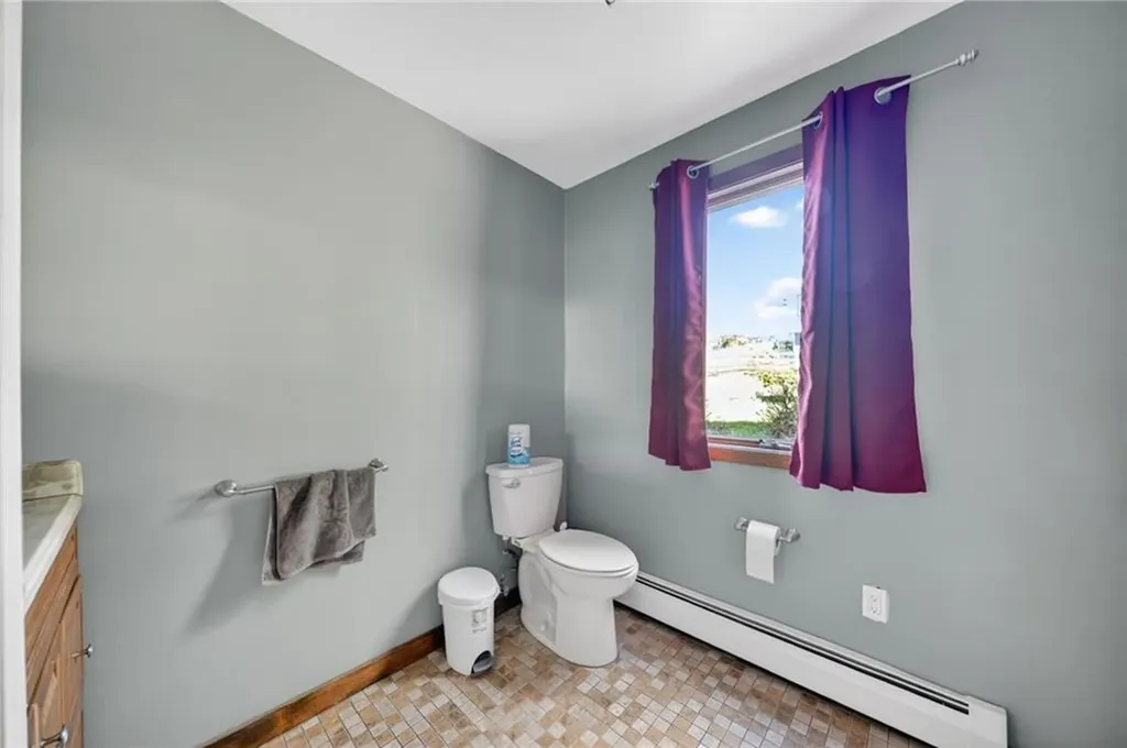 199 Lepes Road Tiverton RI 02878