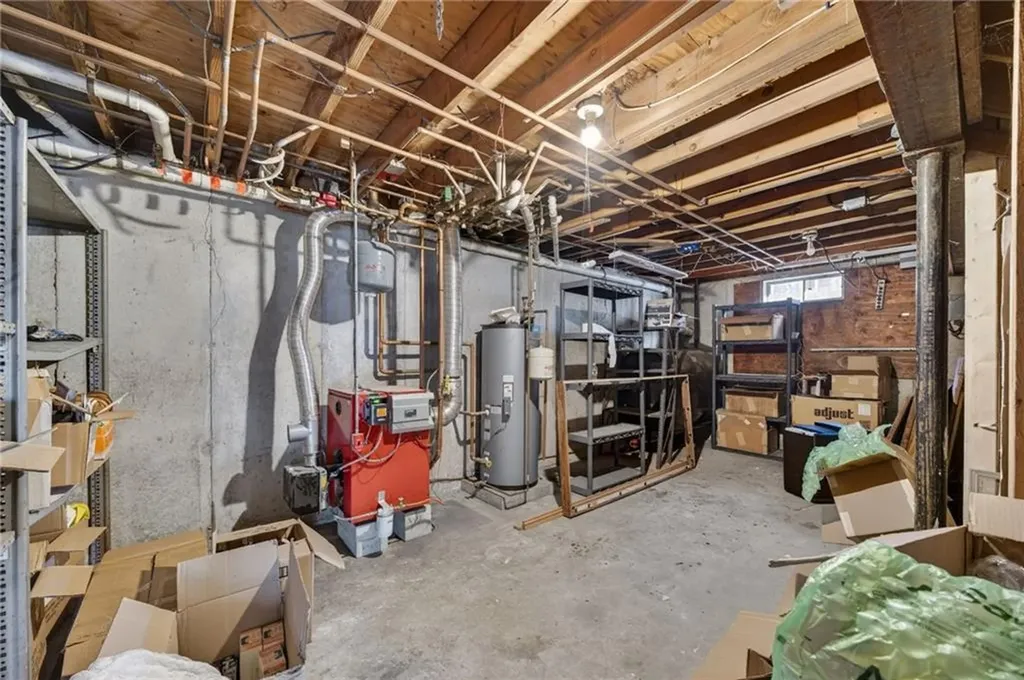 199 Lepes Road Tiverton RI 02878