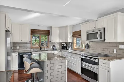 199 Lepes Road Tiverton RI 02878