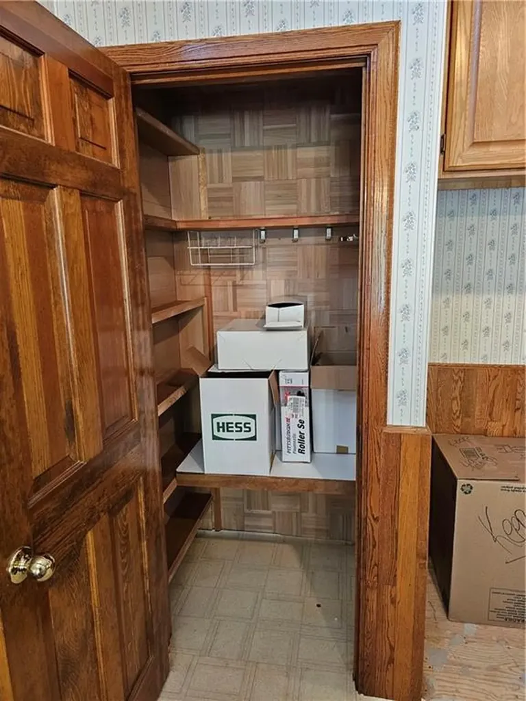 99 Pender Avenue Warwick RI 02889