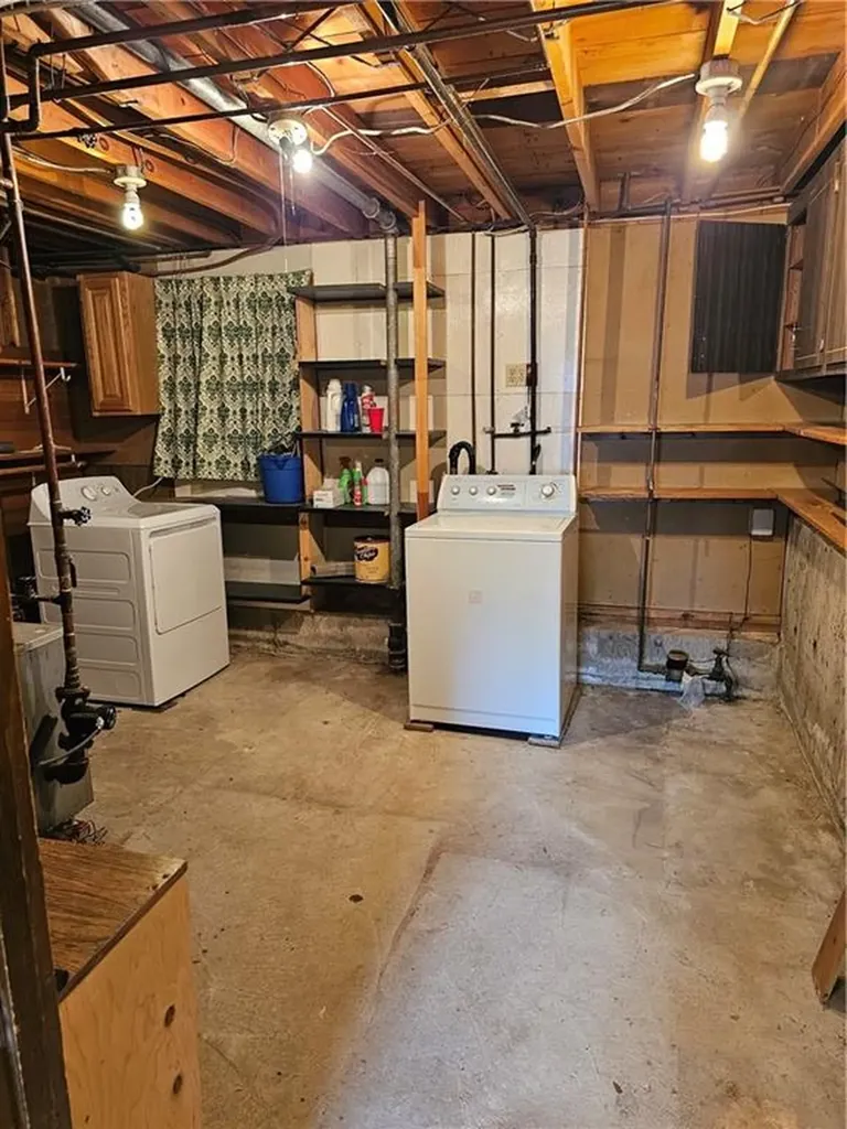 99 Pender Avenue Warwick RI 02889