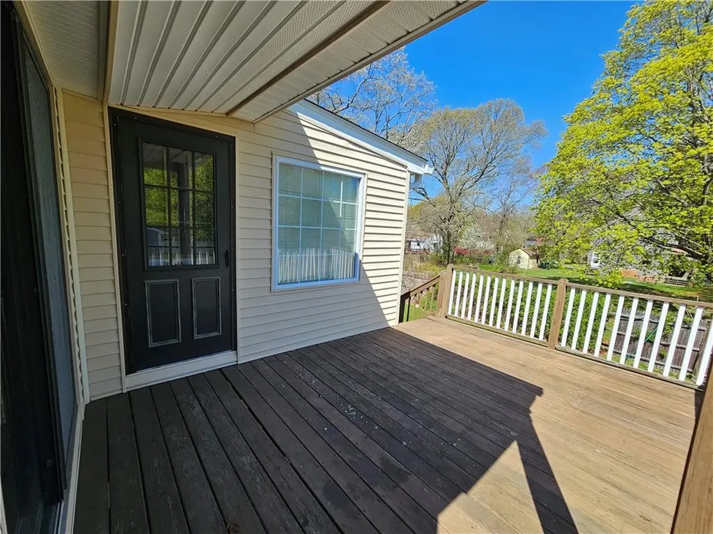 99 Pender Avenue Warwick RI 02889