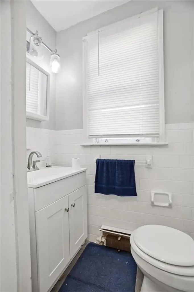 147 Warrington Street Providence RI 02907