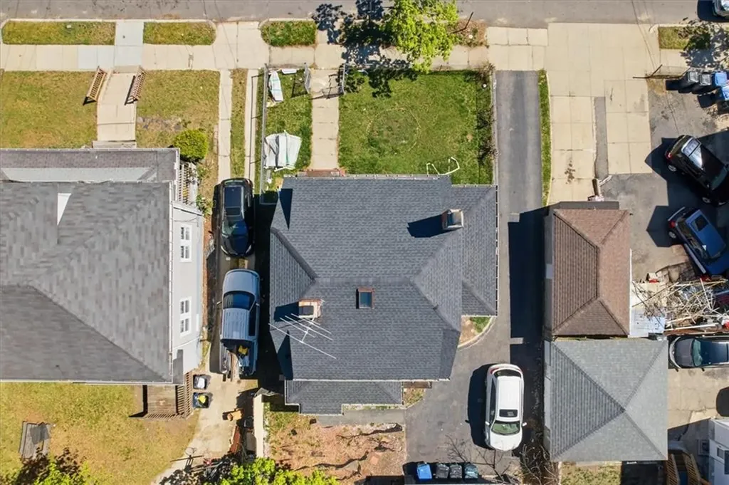 147 Warrington Street Providence RI 02907