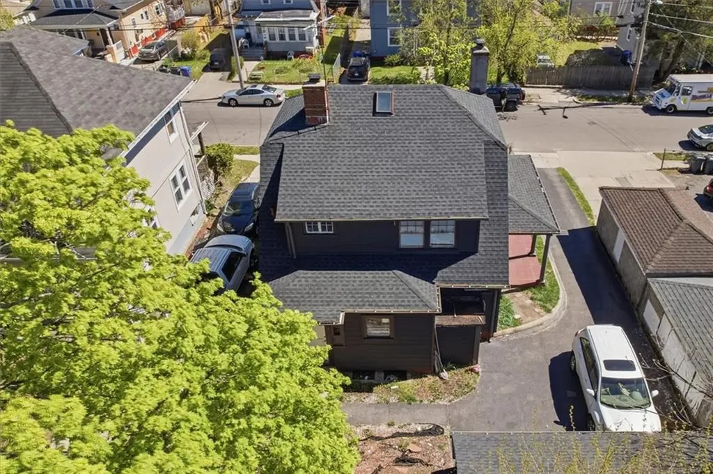 147 Warrington Street Providence RI 02907