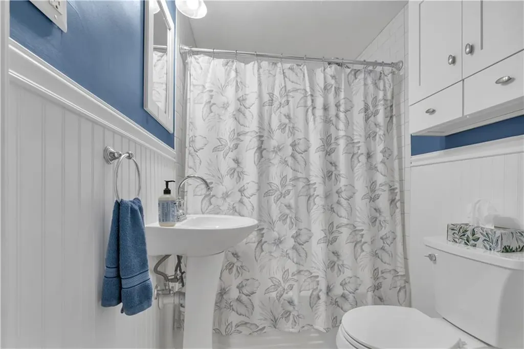 57 Park Dr Drive East Providence RI 02915
