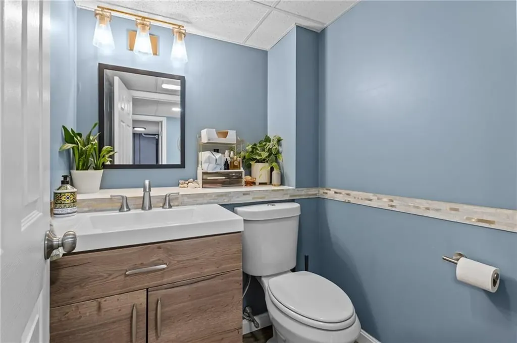 56 Pearl Avenue North Providence RI 02904