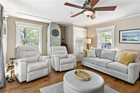 110 Ten Rod Road North Kingstown RI 02852