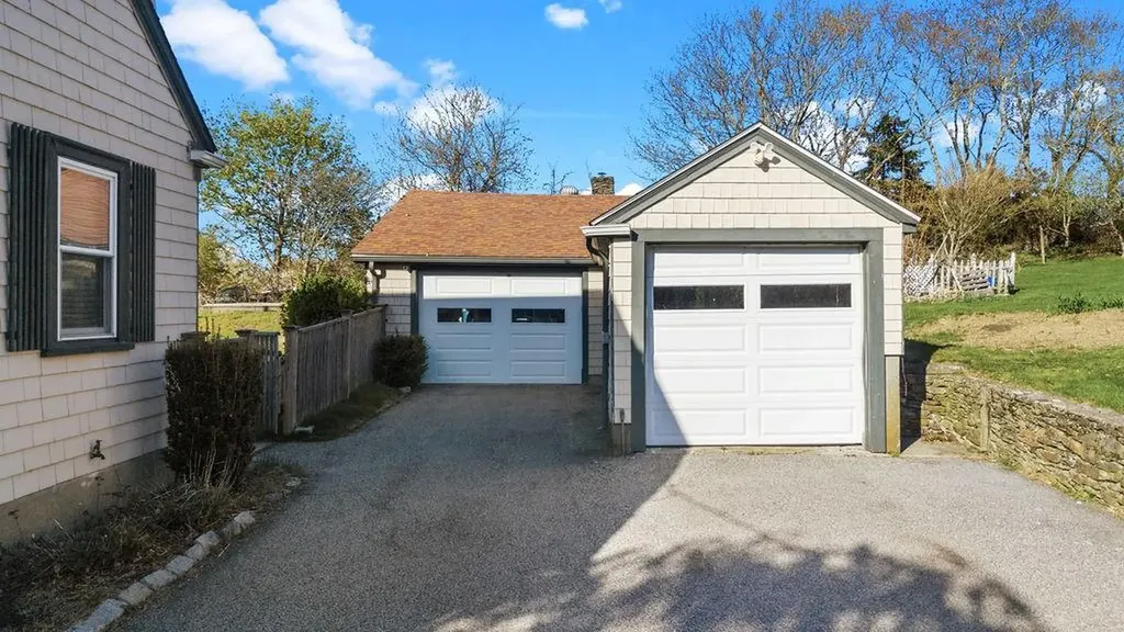 18 Sprague Court Portsmouth RI 02871