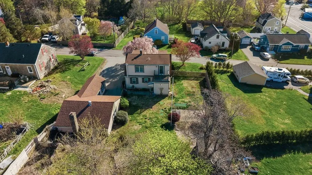18 Sprague Court Portsmouth RI 02871