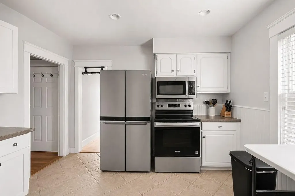 18 Sprague Court Portsmouth RI 02871