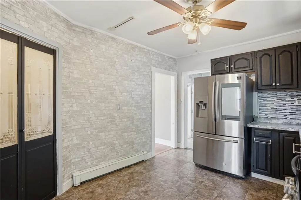 625 Oakland Beach Avenue Warwick RI 02889