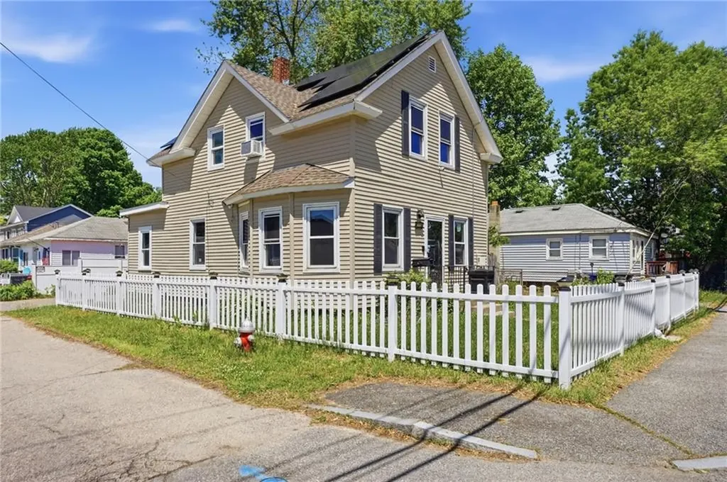625 Oakland Beach Avenue Warwick RI 02889