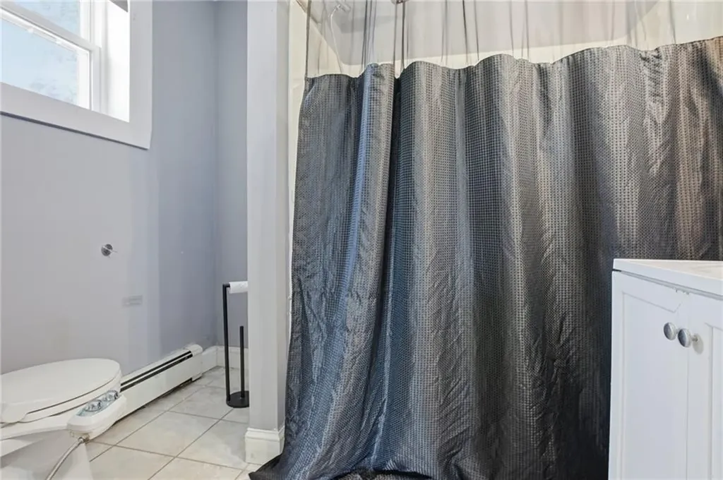 625 Oakland Beach Avenue Warwick RI 02889