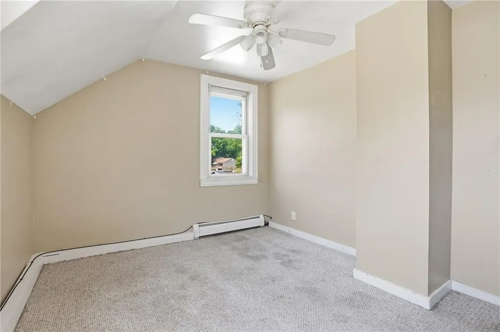625 Oakland Beach Avenue Warwick RI 02889