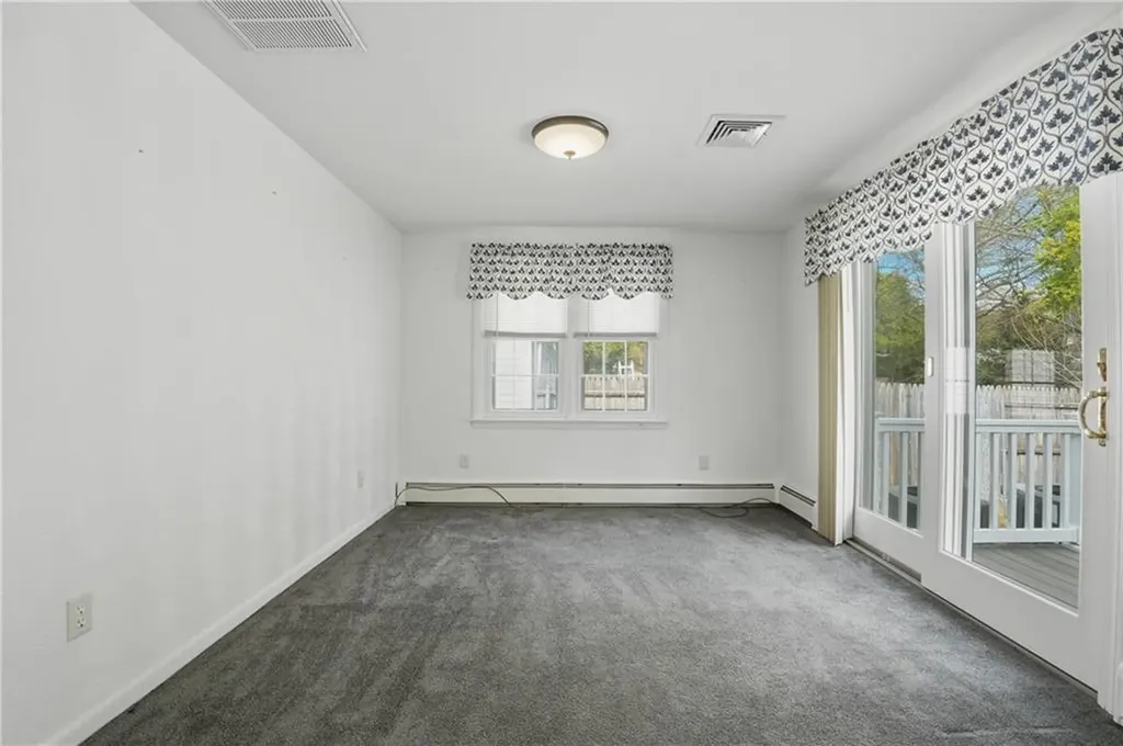 153 Falcon Avenue Warwick RI 02888