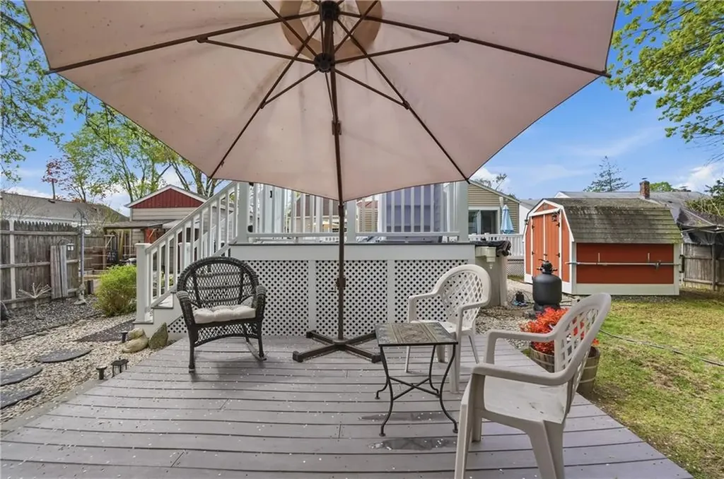 153 Falcon Avenue Warwick RI 02888