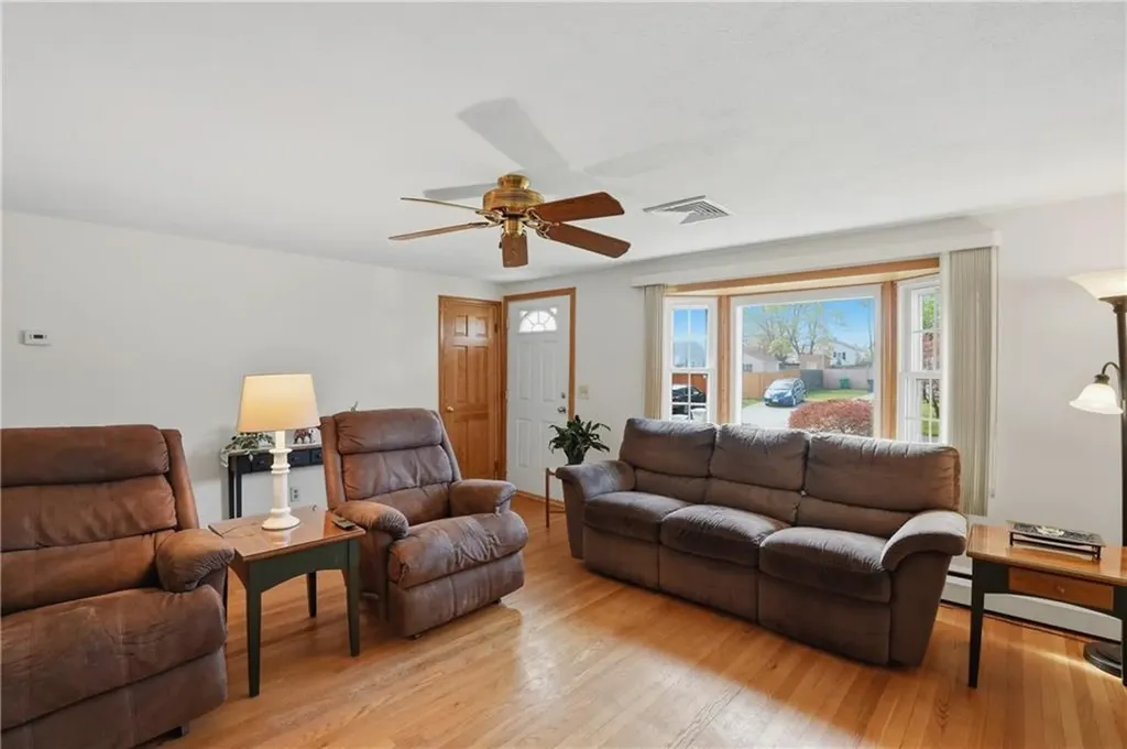 153 Falcon Avenue Warwick RI 02888