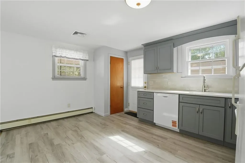 153 Falcon Avenue Warwick RI 02888