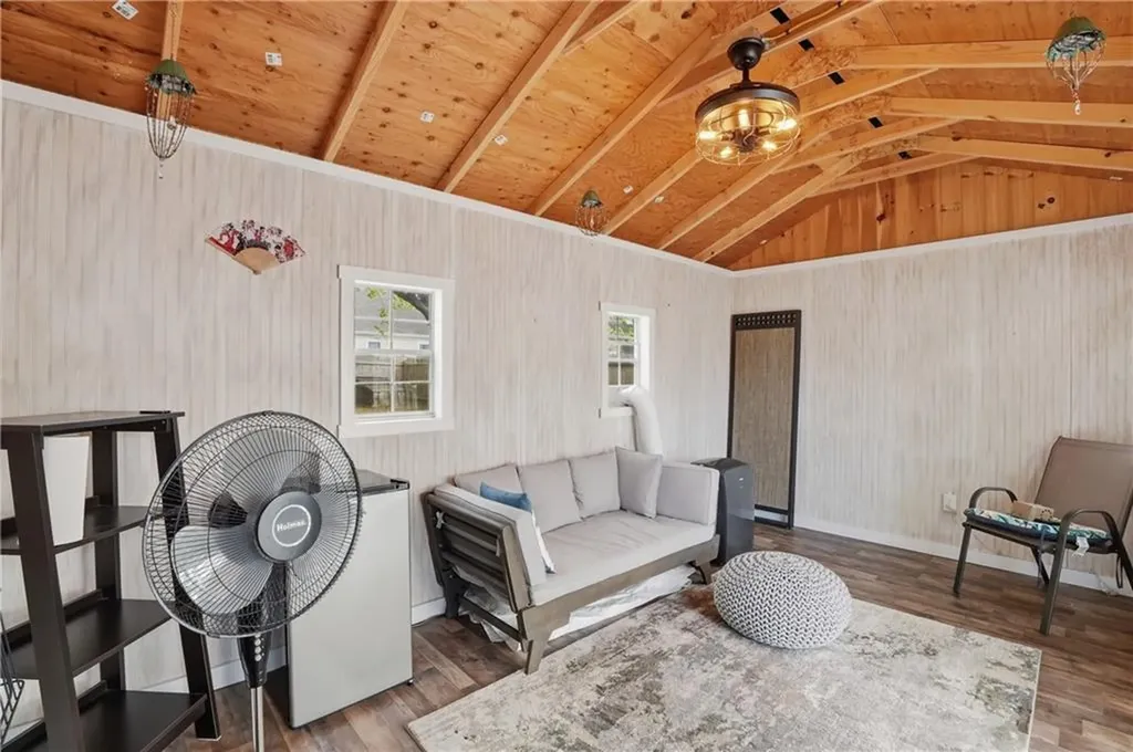 153 Falcon Avenue Warwick RI 02888