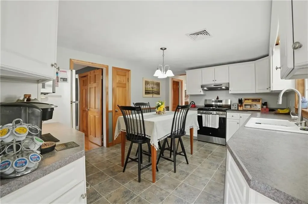 153 Falcon Avenue Warwick RI 02888