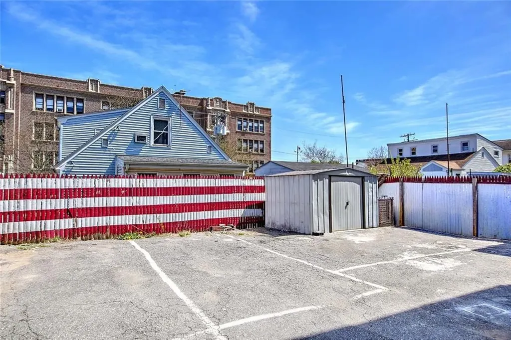 24 Ida Street Providence RI 02909