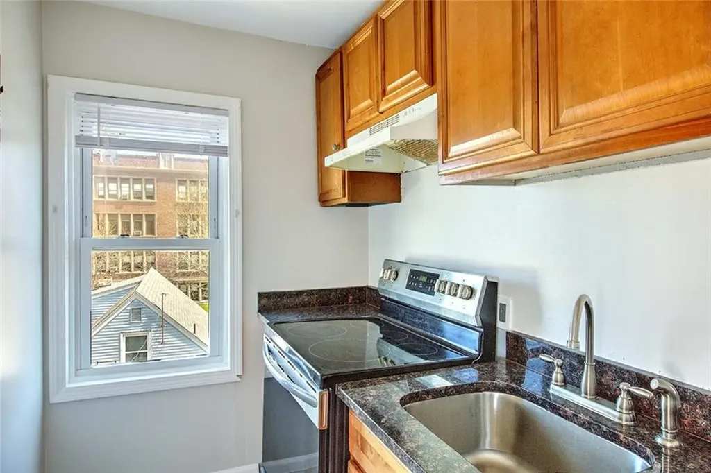 24 Ida Street Providence RI 02909