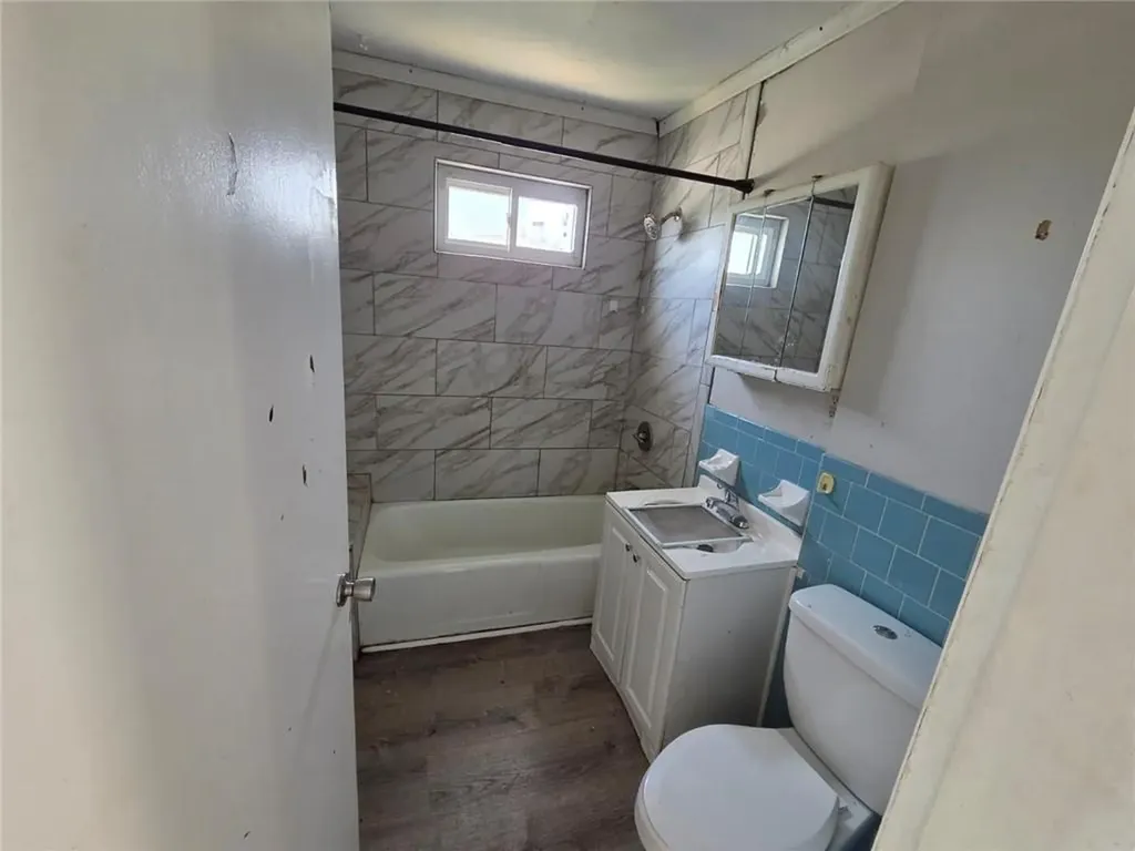 471 Providence Street Woonsocket RI 02895