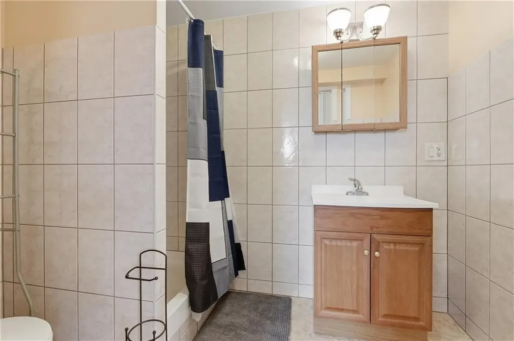 126 Lilac Avenue Woonsocket RI 02895