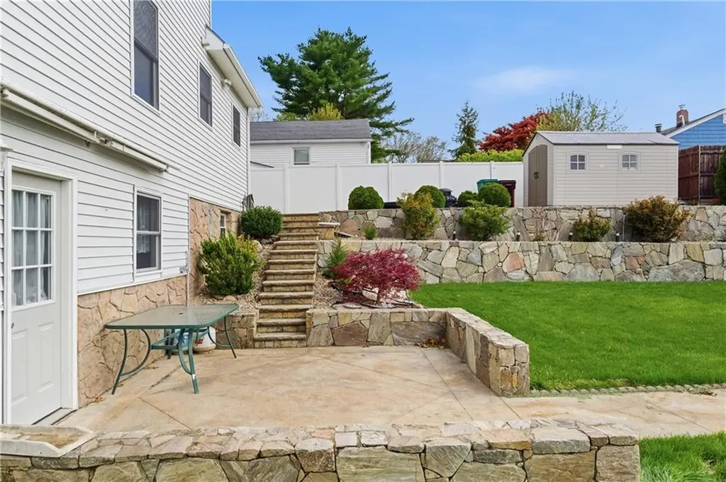 126 Lilac Avenue Woonsocket RI 02895