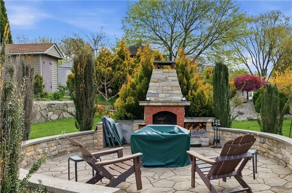 126 Lilac Avenue Woonsocket RI 02895