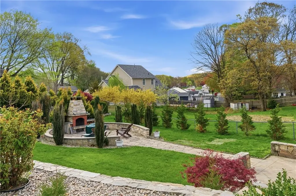 126 Lilac Avenue Woonsocket RI 02895