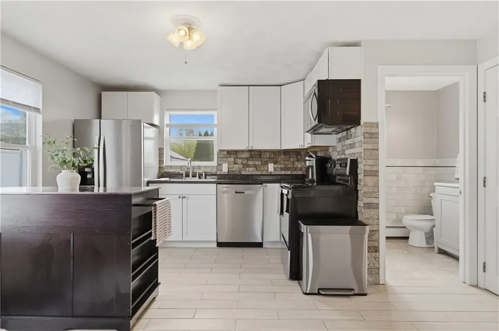 126 Lilac Avenue Woonsocket RI 02895