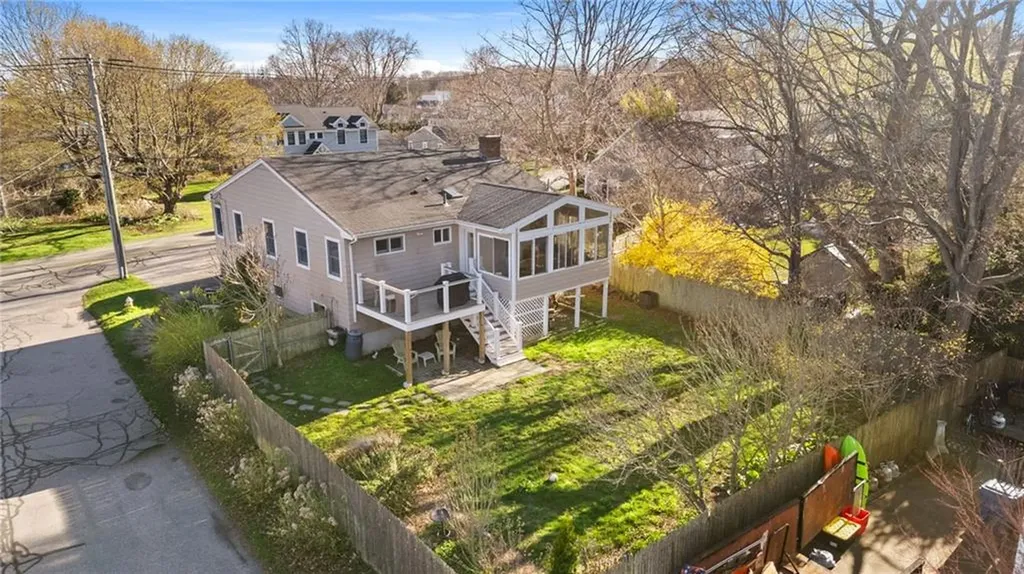 132 Ruggles Avenue Newport RI 02840