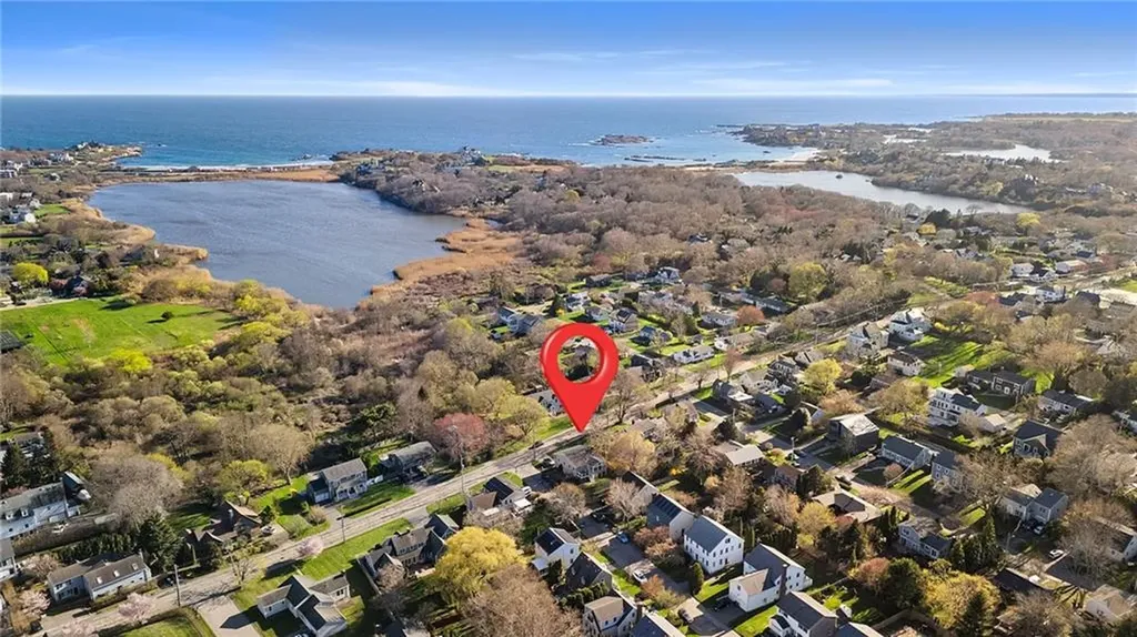 132 Ruggles Avenue Newport RI 02840
