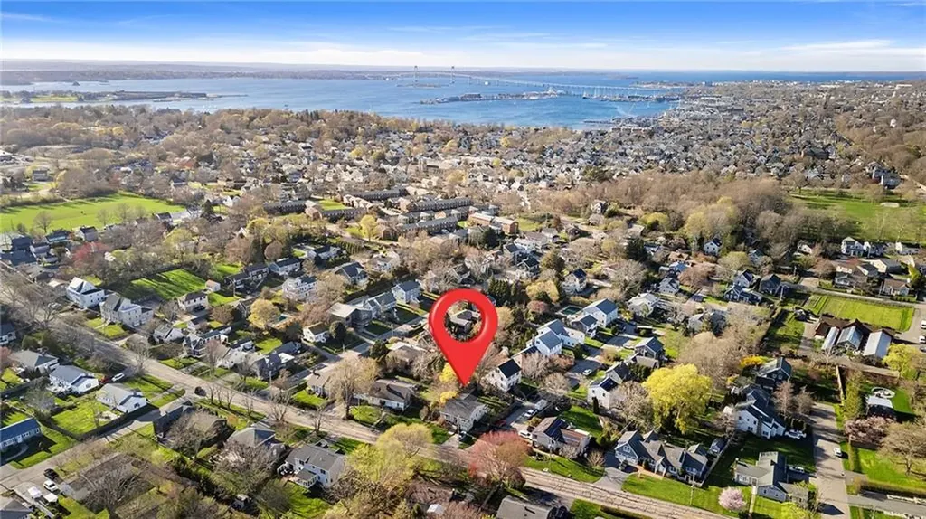 132 Ruggles Avenue Newport RI 02840