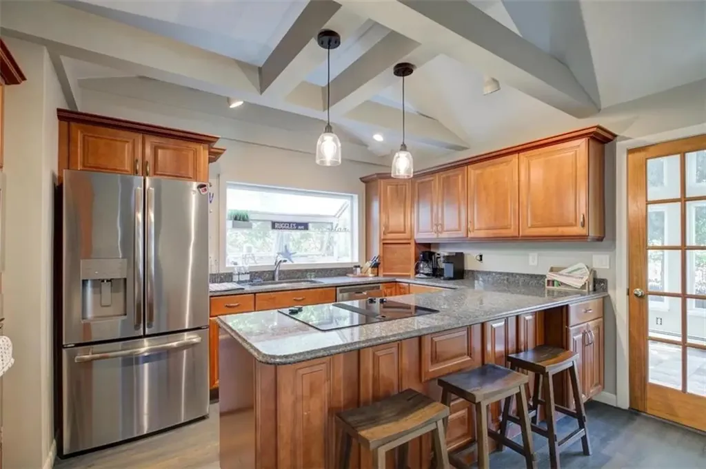 132 Ruggles Avenue Newport RI 02840