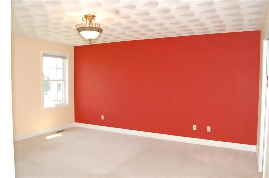8 Sweet Corn Drive Cranston RI 02921
