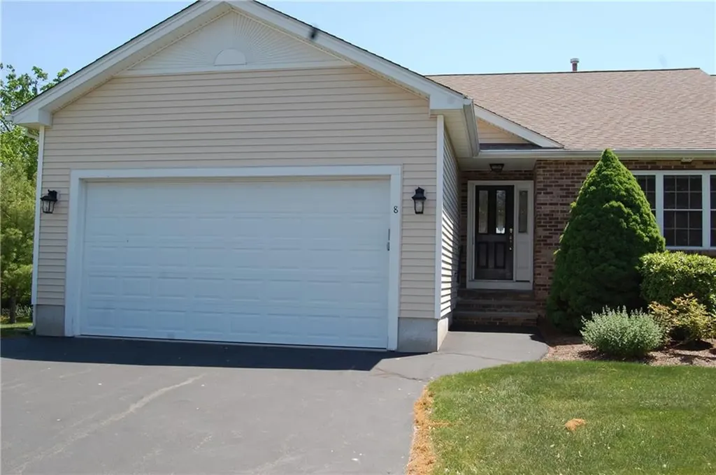 8 Sweet Corn Drive Cranston RI 02921