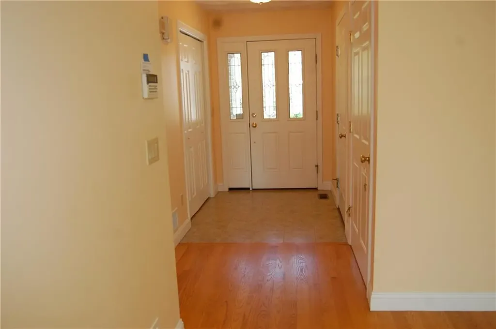 8 Sweet Corn Drive Cranston RI 02921