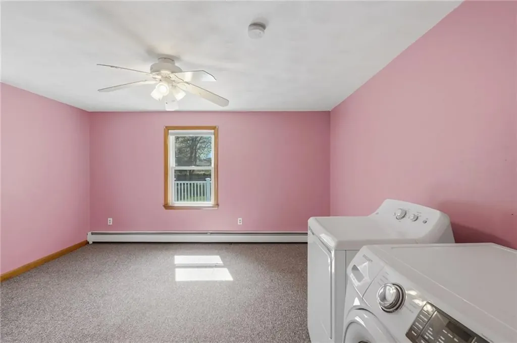 1 Roslyn Avenue Bristol RI 02809