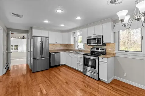 5 Sunnyside Drive Westerly RI 02891