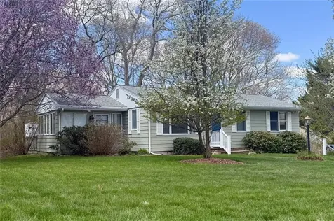 5 Sunnyside Drive Westerly RI 02891