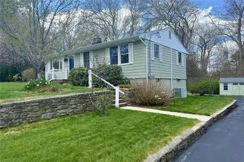 5 Sunnyside Drive Westerly RI 02891