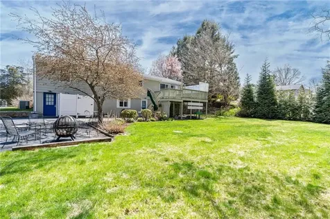 5 Sunnyside Drive Westerly RI 02891